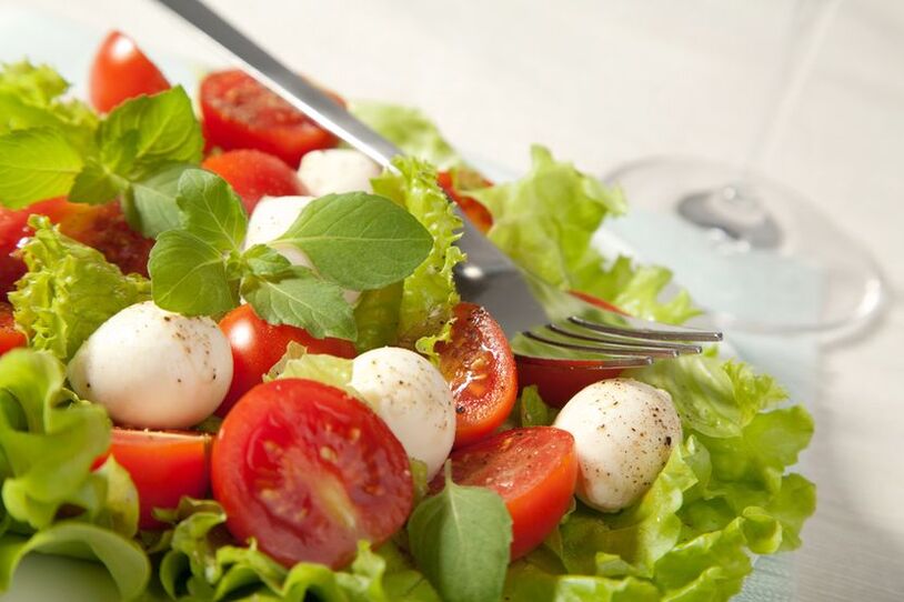 insalata di verdure per la dieta ducana