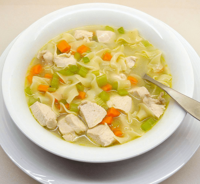 zuppa di pollo per la gastrite